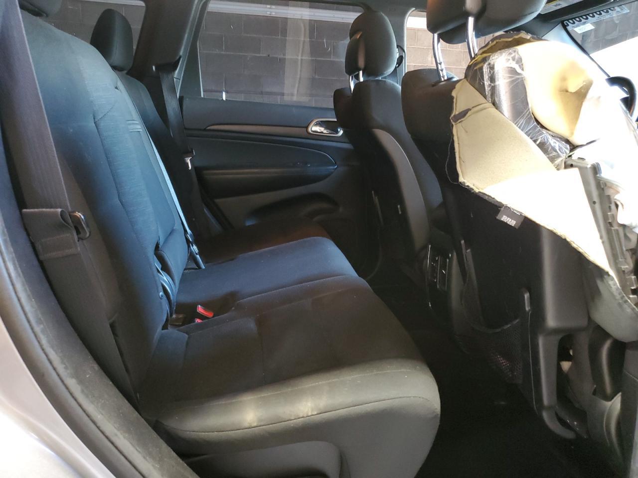 2015 Jeep Grand Cherokee Laredo - zdjęcie 11