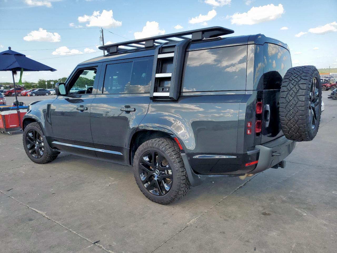2024 Land Rover Defender 130 Outbound - zdjęcie 2