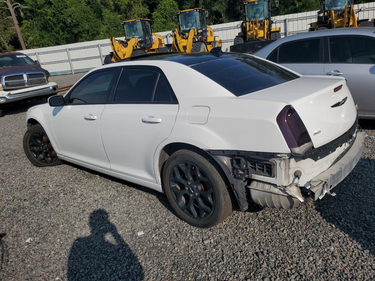 2015 Chrysler 300 - zdjęcie 2