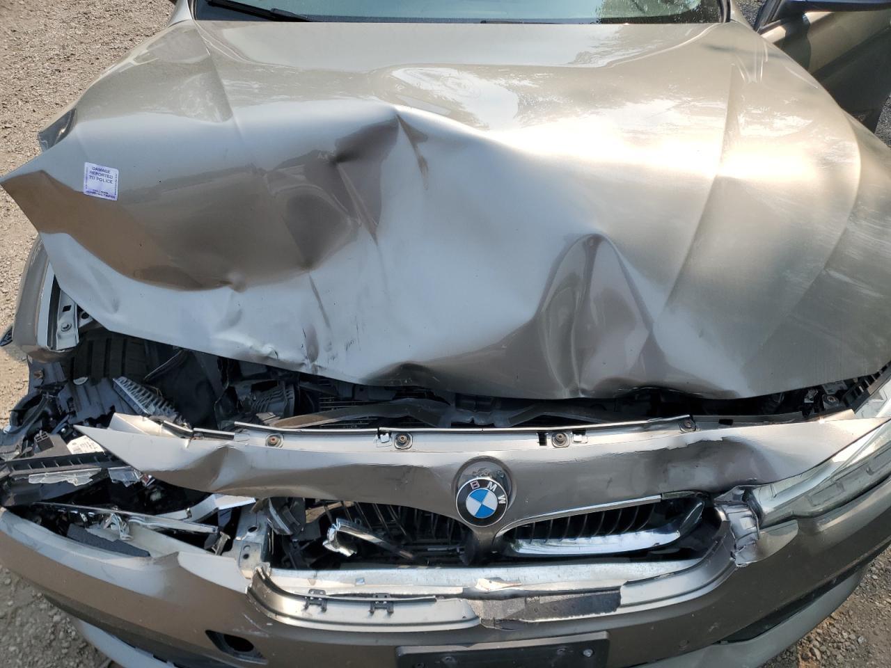 2017 BMW Seria 3 320i - zdjęcie 11