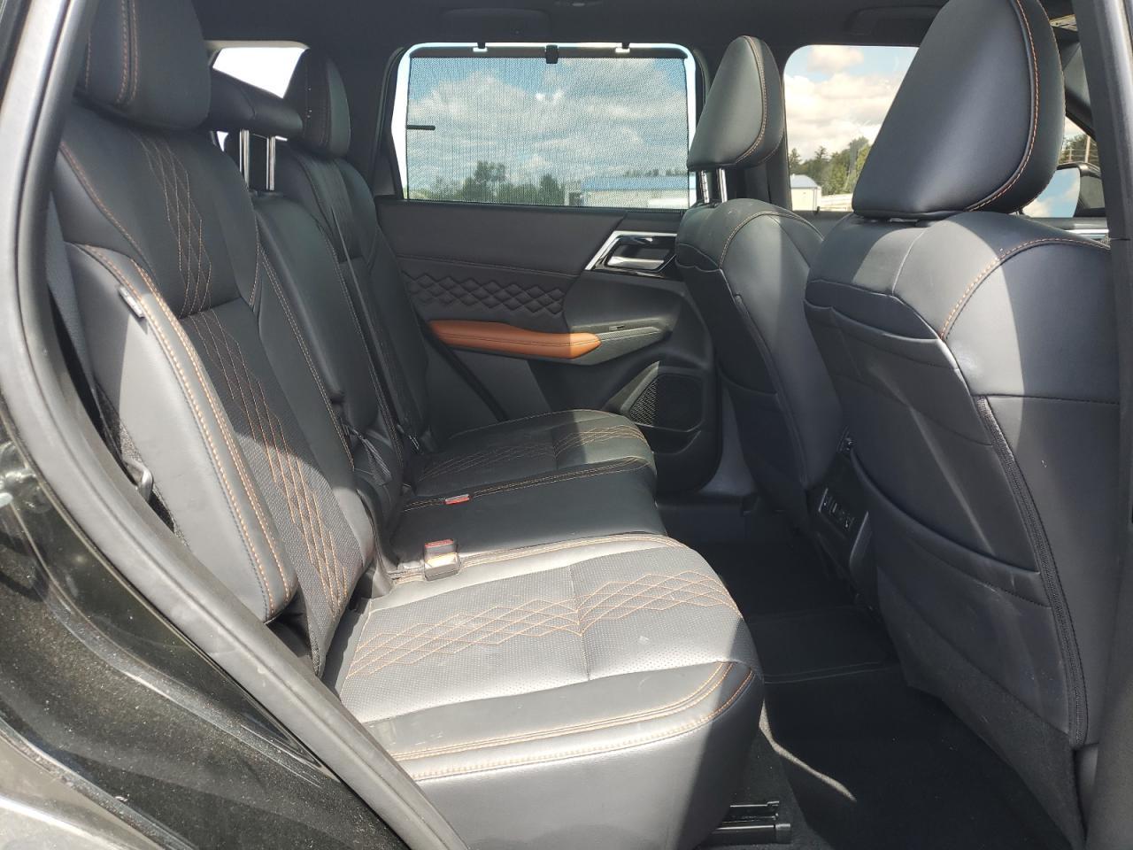 2023 Mitsubishi Outlander Sel - zdjęcie 11