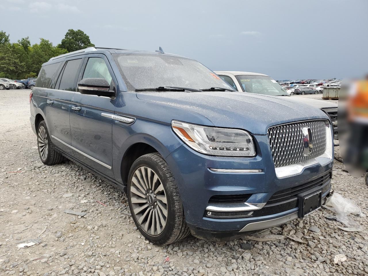 2019 Lincoln Navigator L Reserve - zdjęcie 4