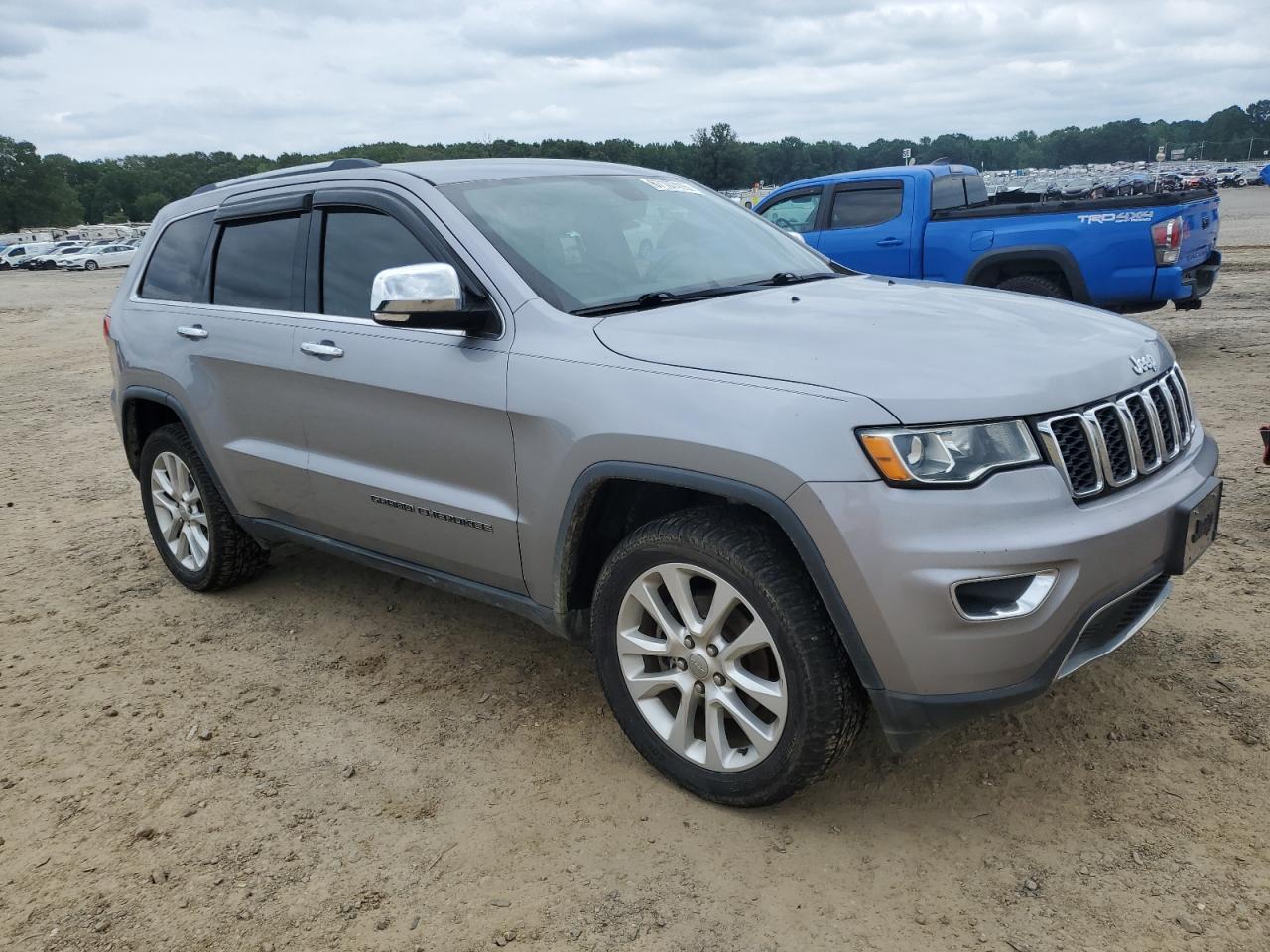 2017 Jeep Grand Cherokee Limited - zdjęcie 4