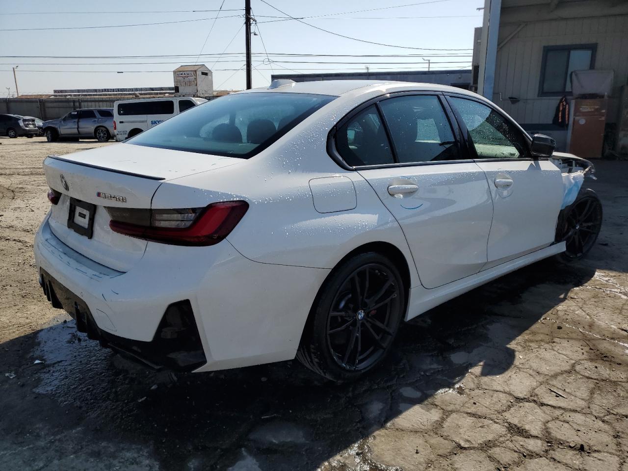 2024 BMW Seria 3 - zdjęcie 3