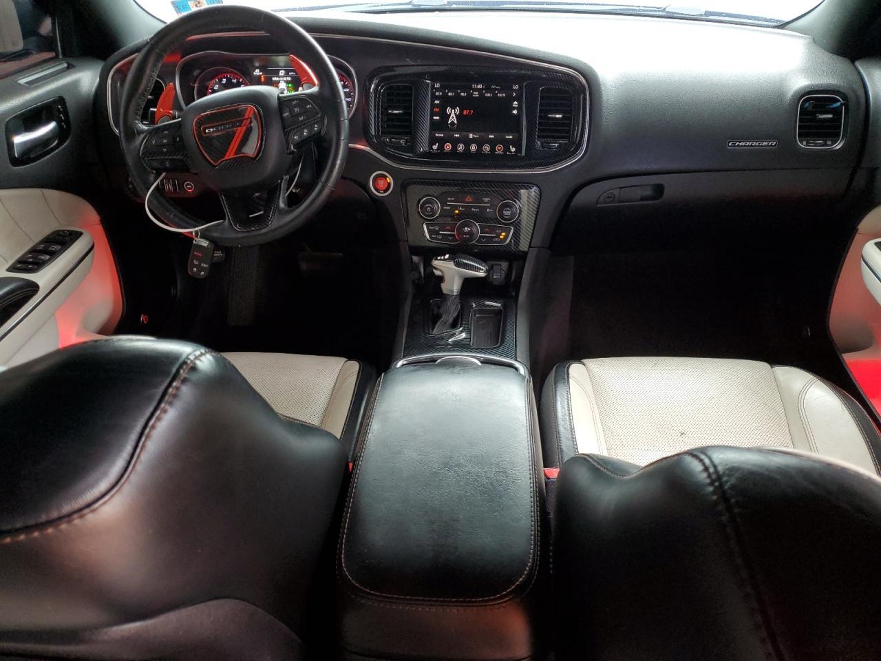 2017 Dodge Charger R/T - zdjęcie 8