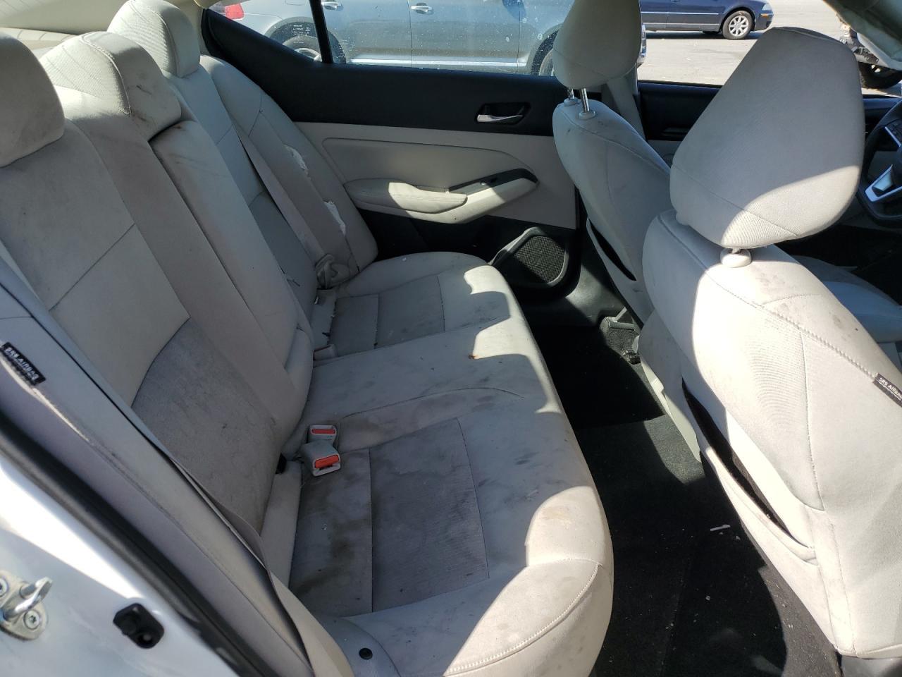 2020 Nissan Altima - zdjęcie 10