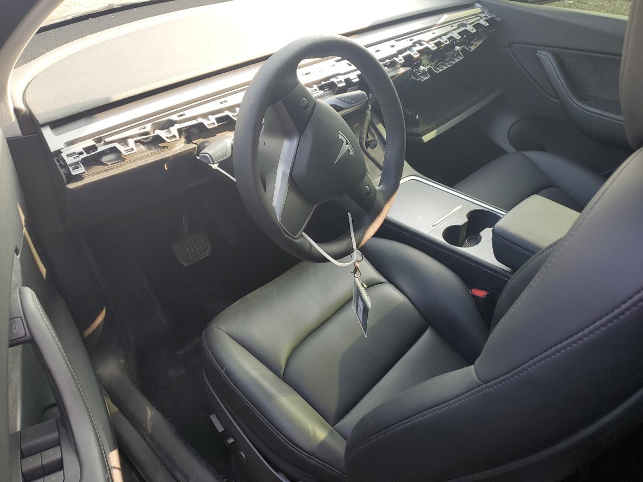 2022 Tesla Model Y - zdjęcie 8