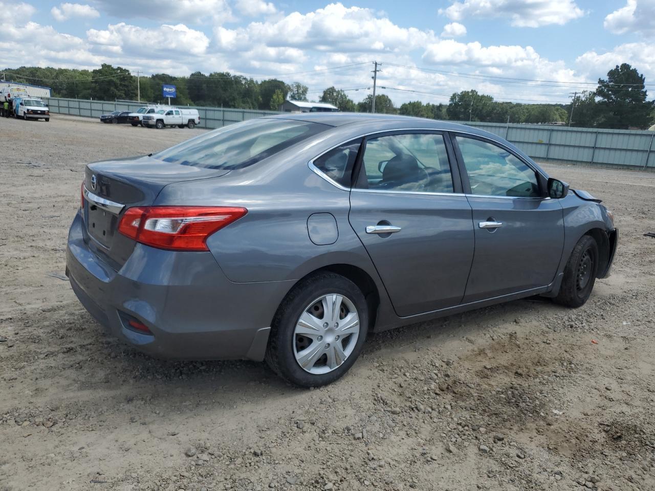 2016 Nissan Sentra S - zdjęcie 3