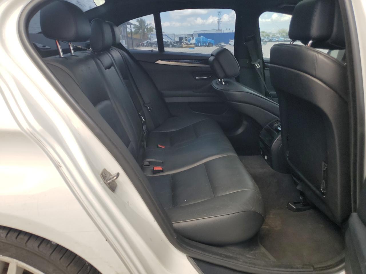 2013 BMW 535 I - zdjęcie 10