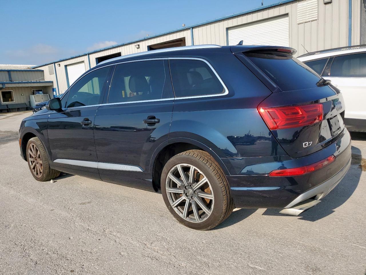 2017 Audi Q7 Premium Plus - zdjęcie 2