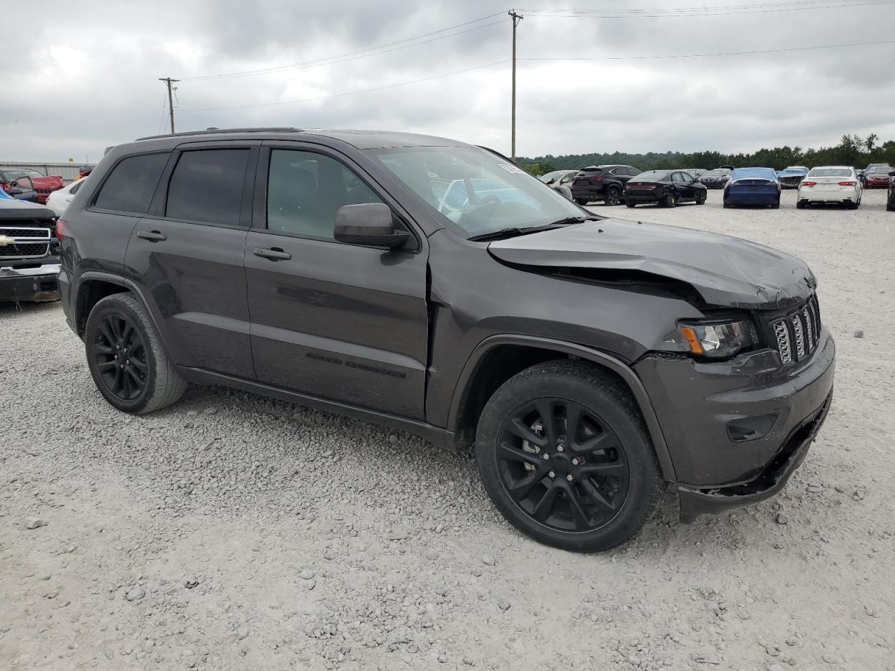 2019 Jeep Grand Cherokee Laredo - zdjęcie 4