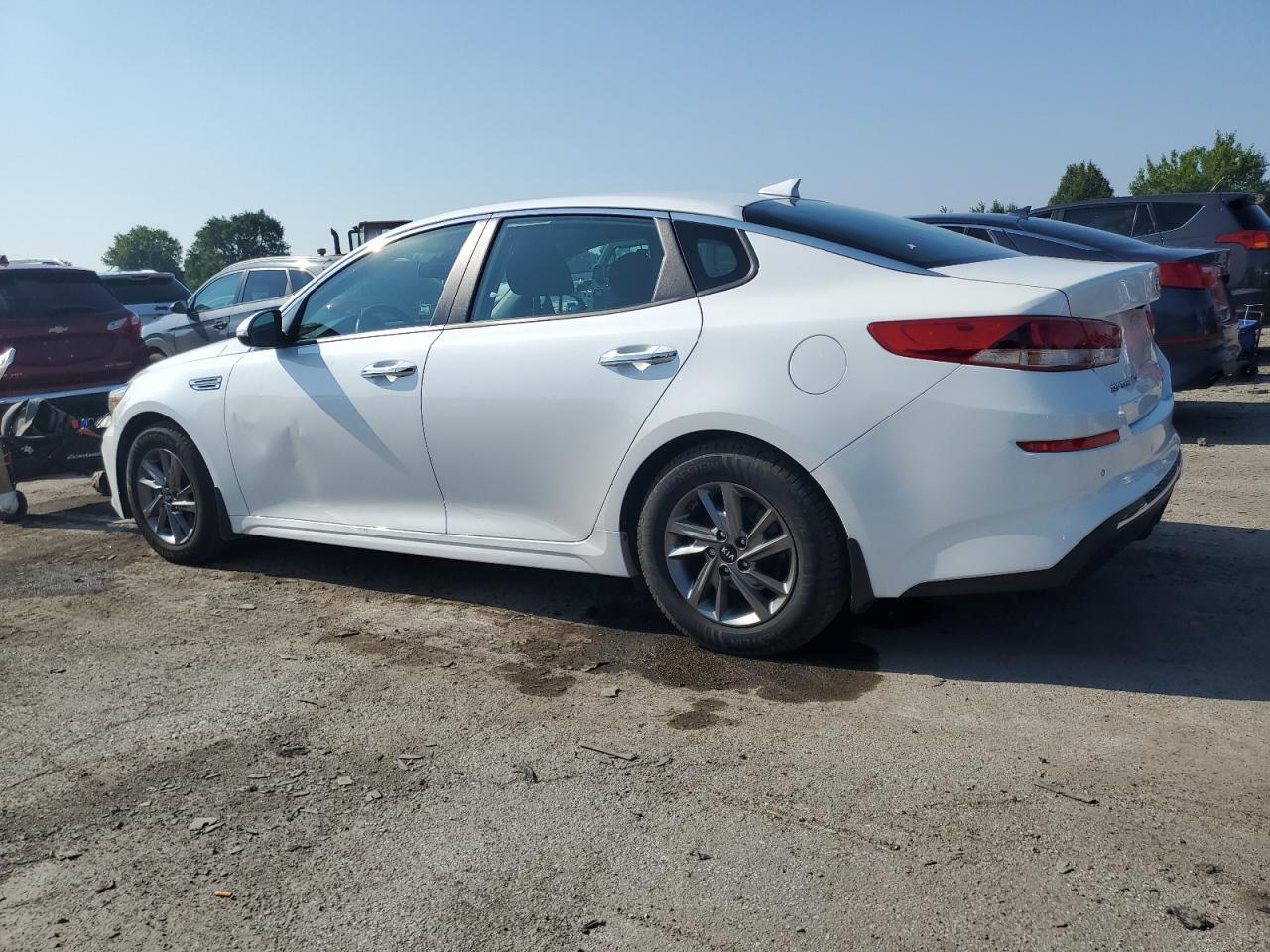 2019 Kia Optima Lx - zdjęcie 2