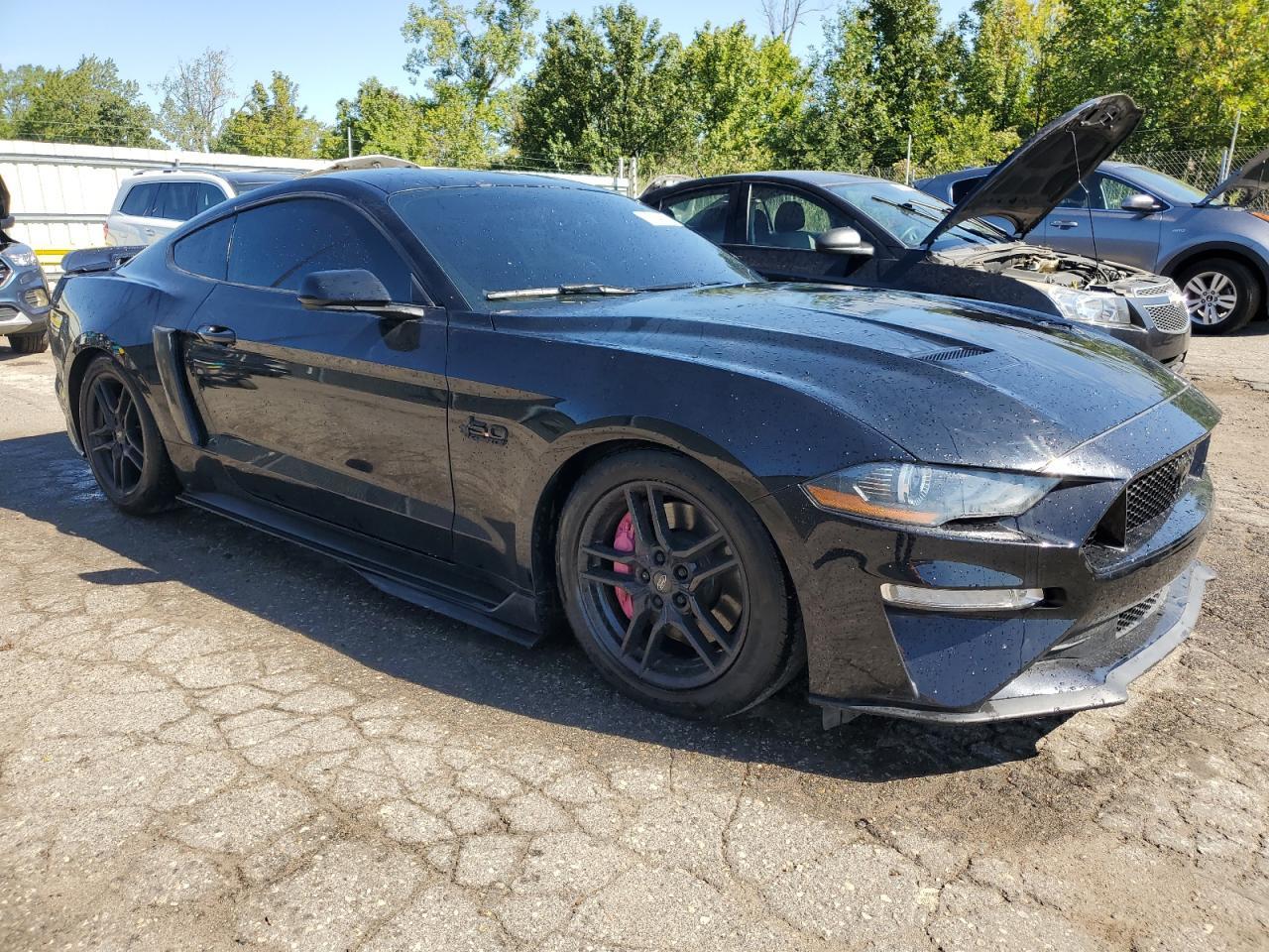 2020 Ford Mustang Gt - zdjęcie 4