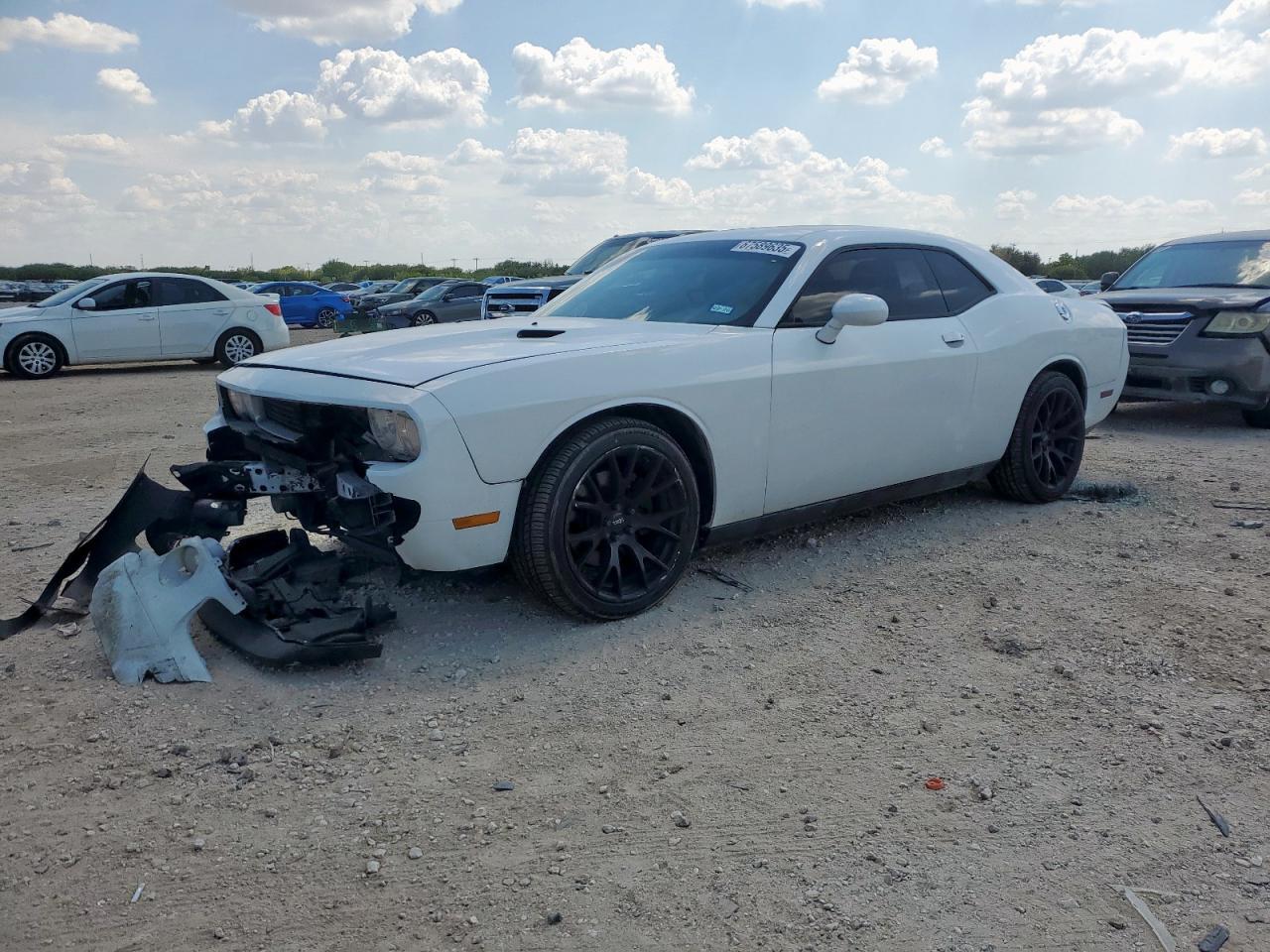 2014 Dodge Challenger Sxt - zdjęcie główne