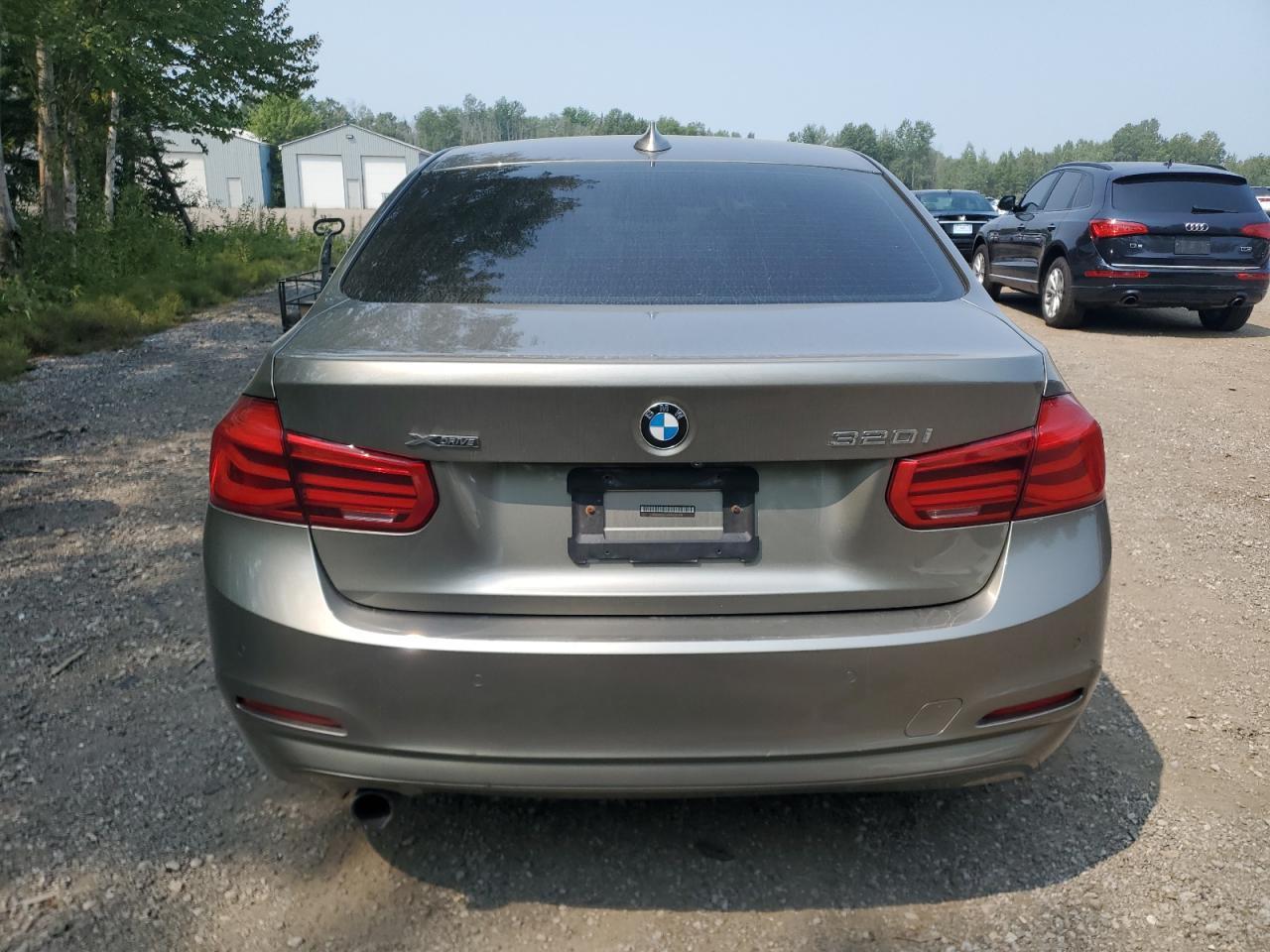 2017 BMW Seria 3 320i - zdjęcie 6