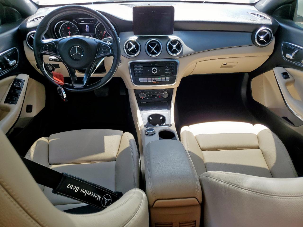 2019 Mercedes-Benz Cla 250 - zdjęcie 8