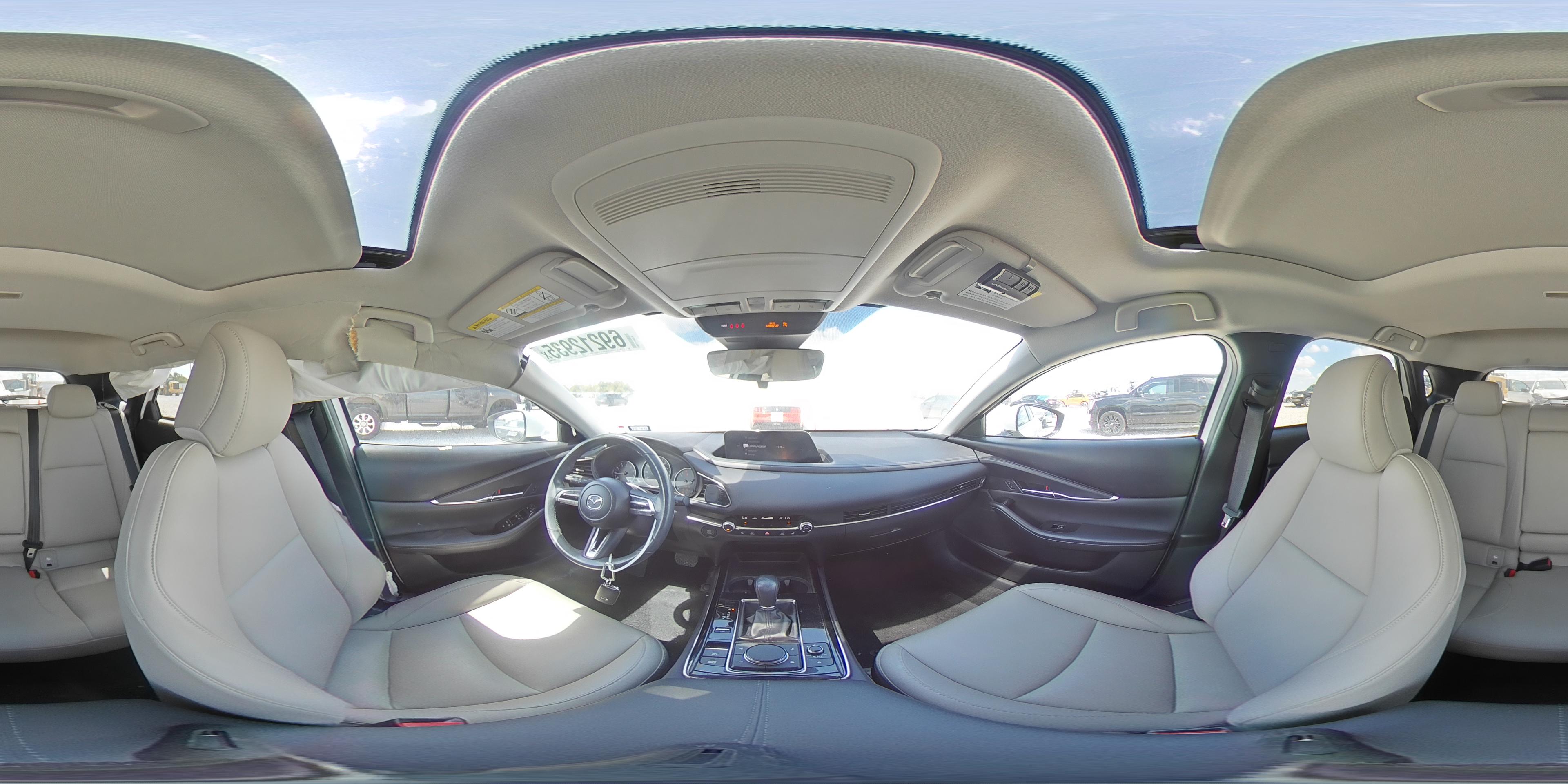 2021 Mazda CX-30 - zdjęcie 15