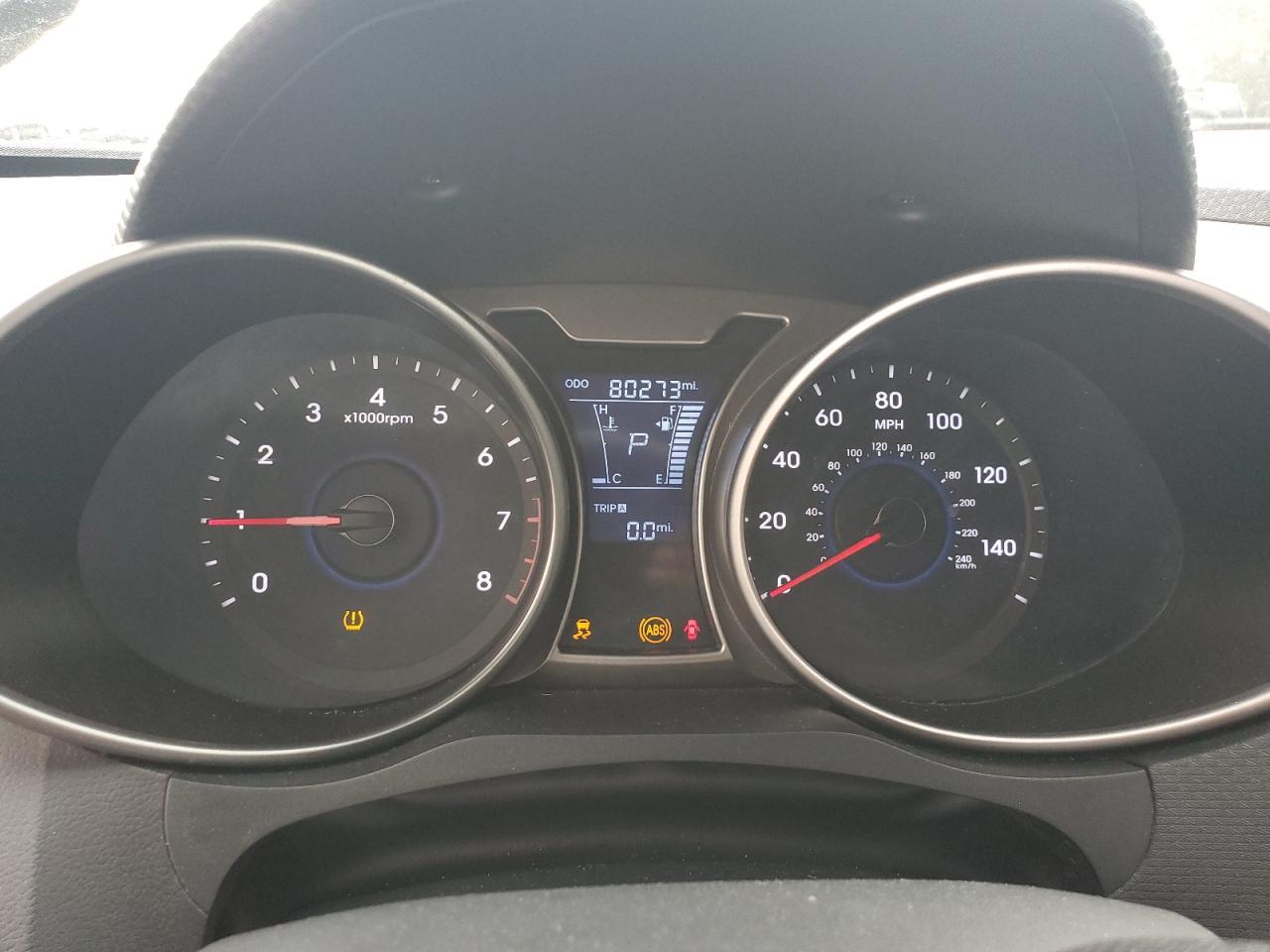 2015 Hyundai Veloster - zdjęcie 9