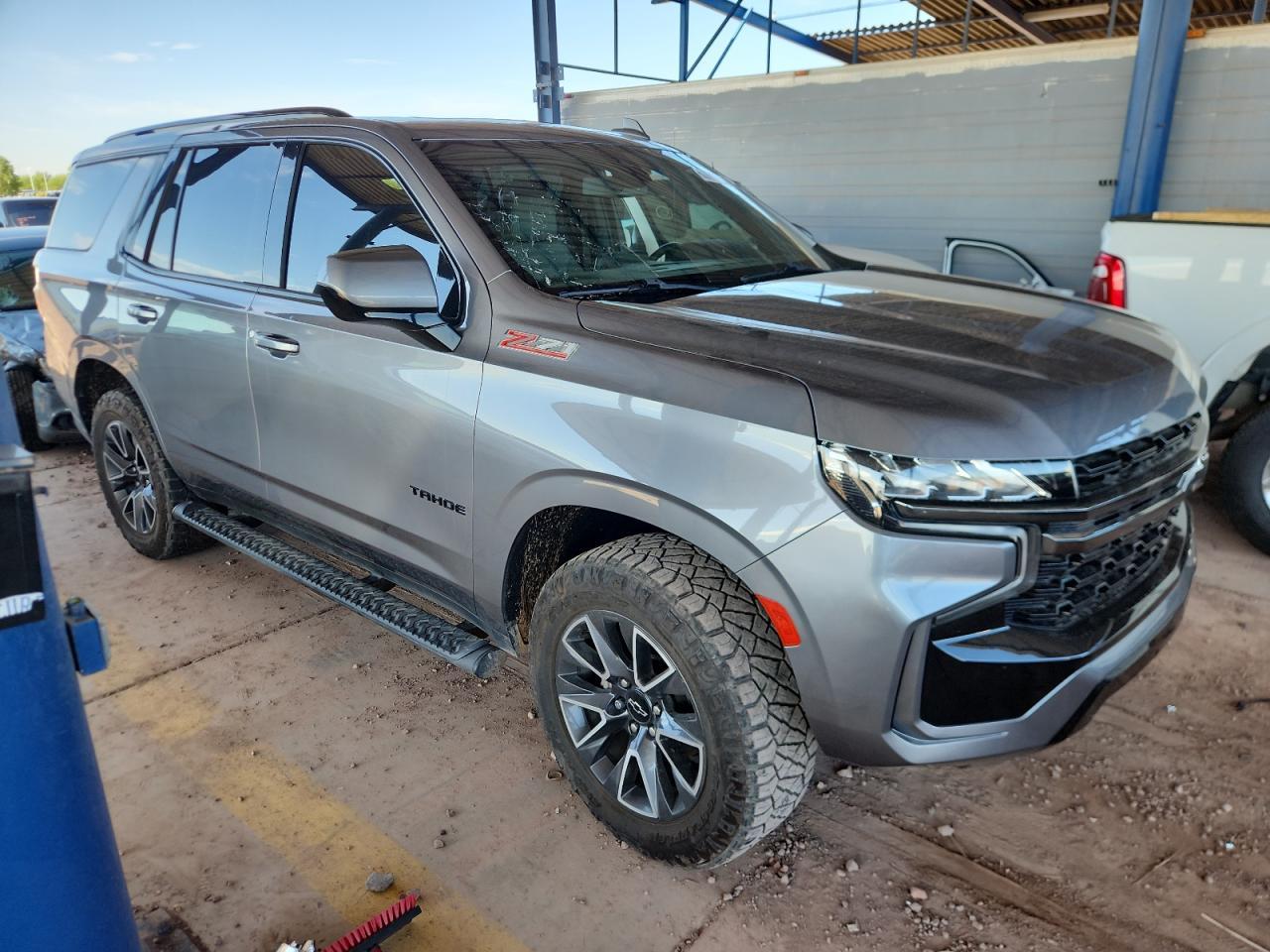 2021 Chevrolet Tahoe K1500 Z71 - zdjęcie 4