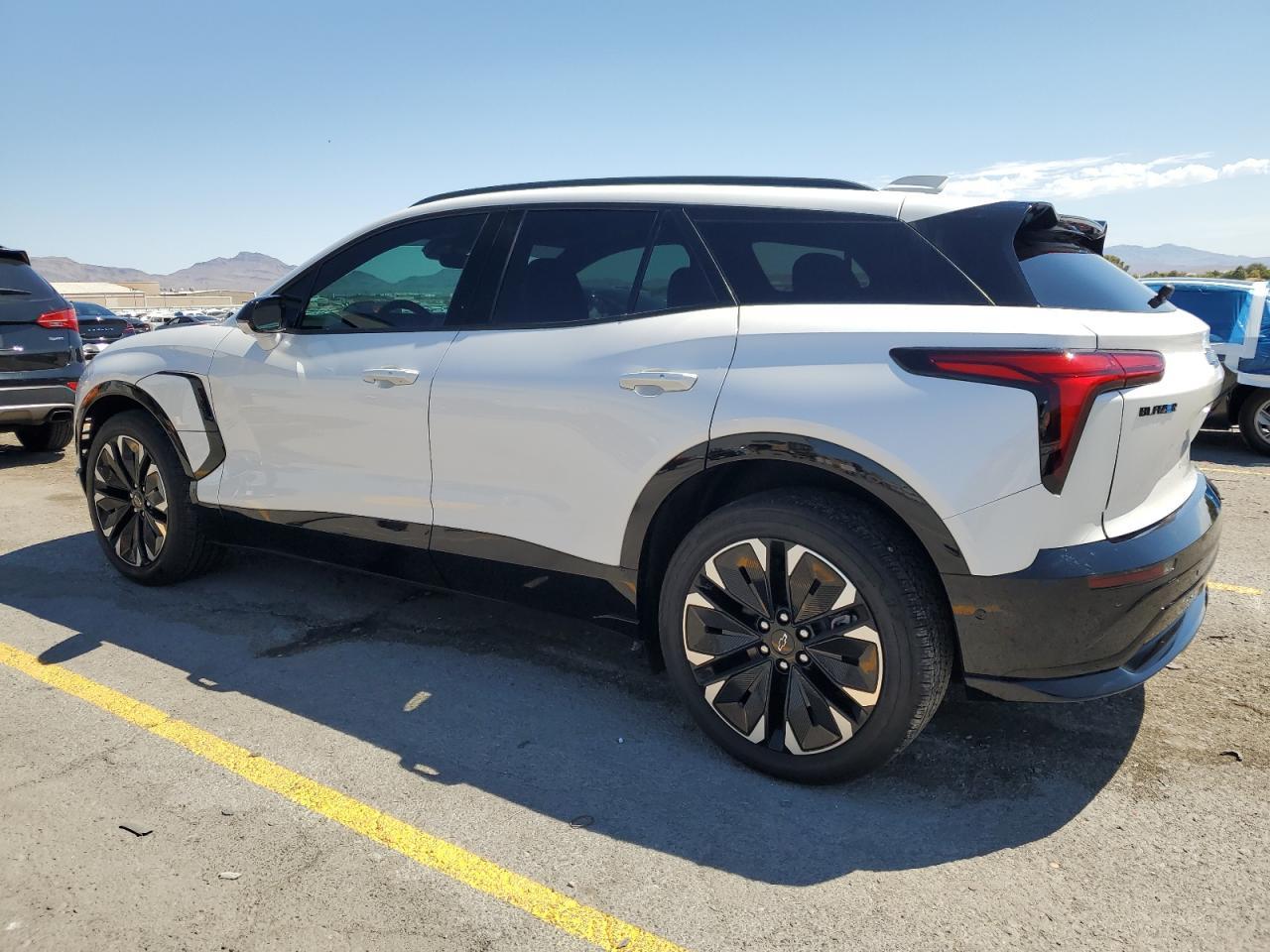 2025 Chevrolet Blazer Rs - zdjęcie 2