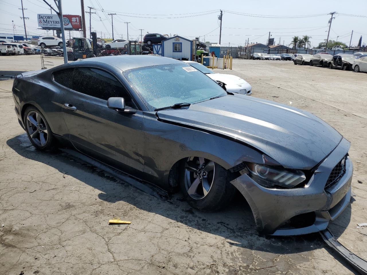 2016 Ford Mustang - zdjęcie 4