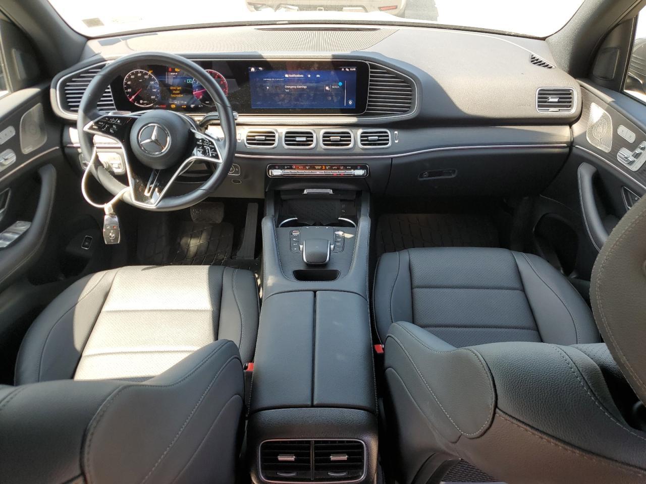 2024 Mercedes-Benz GLE - zdjęcie 8