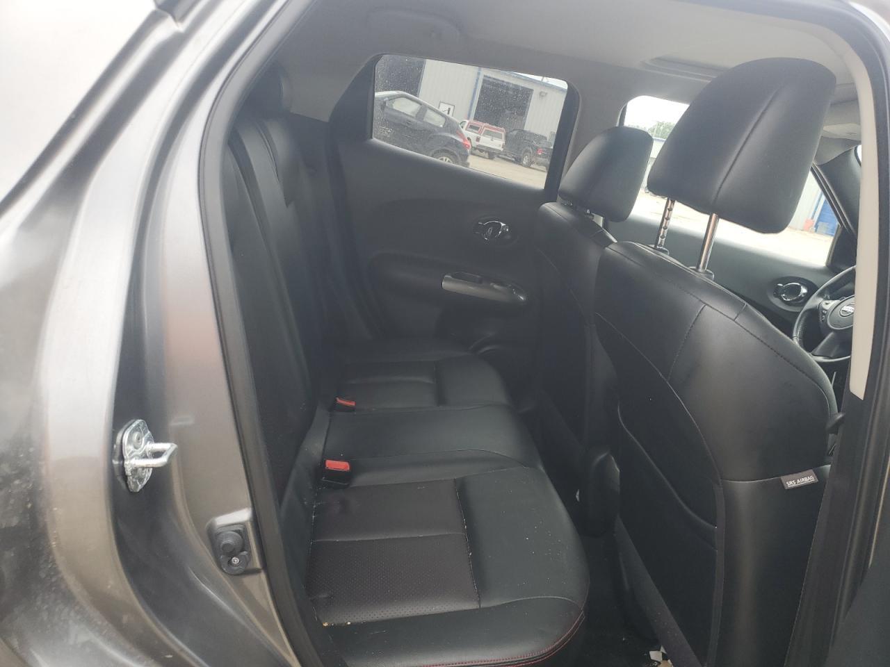 2015 Nissan Juke S - zdjęcie 11