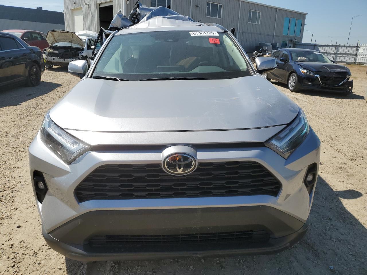 2025 Toyota Rav4 Xle - zdjęcie 5