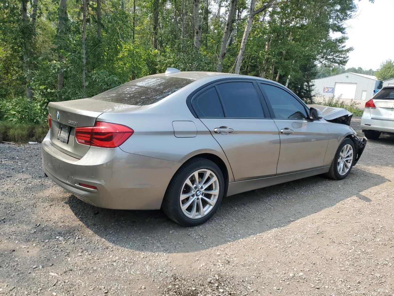 2017 BMW Seria 3 320i - zdjęcie 3