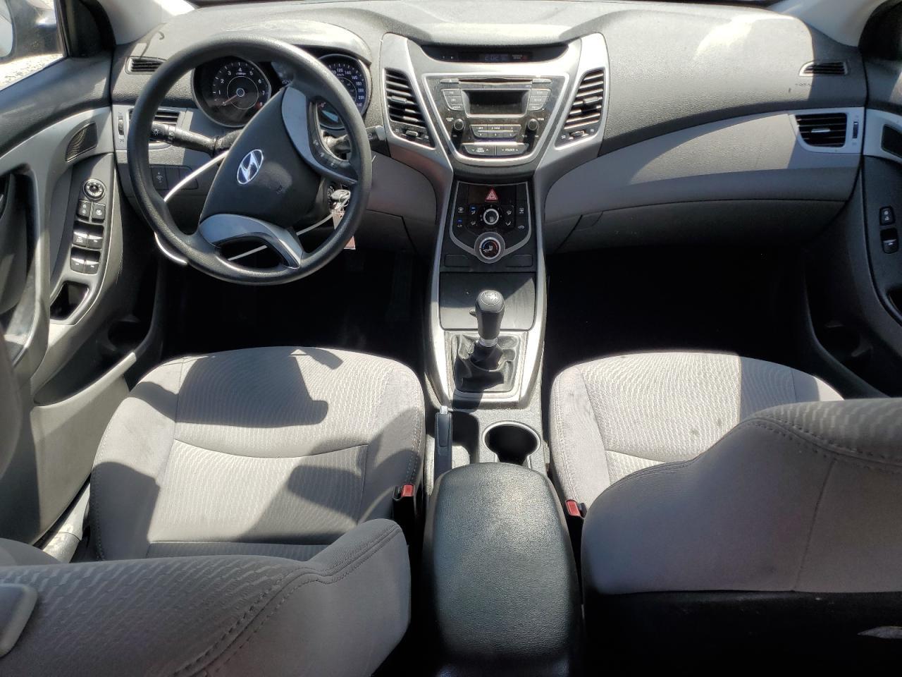 2016 Hyundai Elantra Se - zdjęcie 8