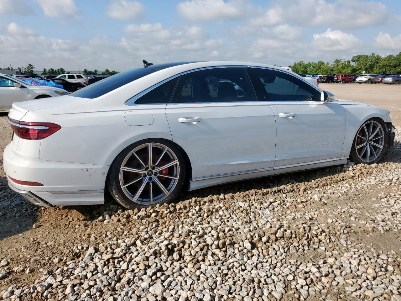 2023 Audi S8 - zdjęcie 3