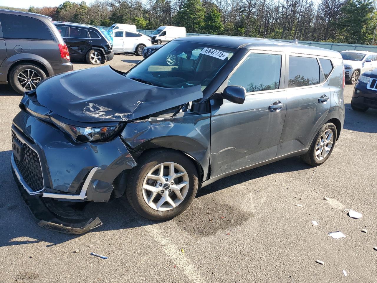 2023 Kia Soul - zdjęcie główne