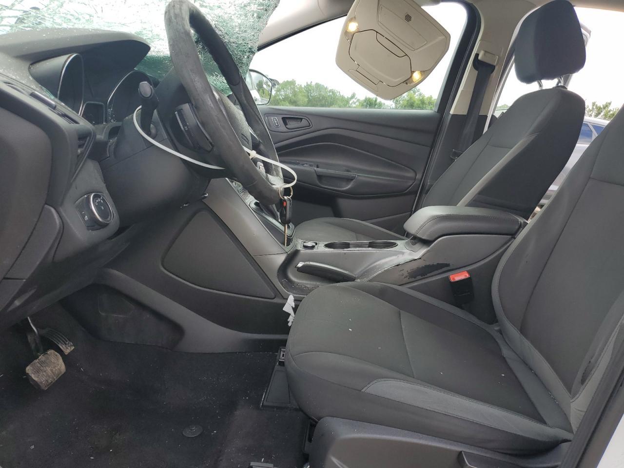2015 Ford Escape S - zdjęcie 7