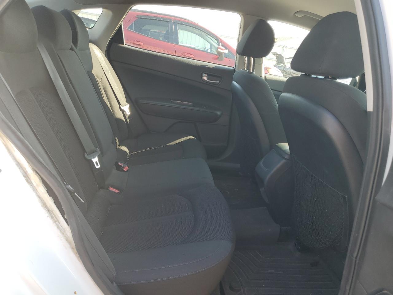 2019 Kia Optima Lx - zdjęcie 10