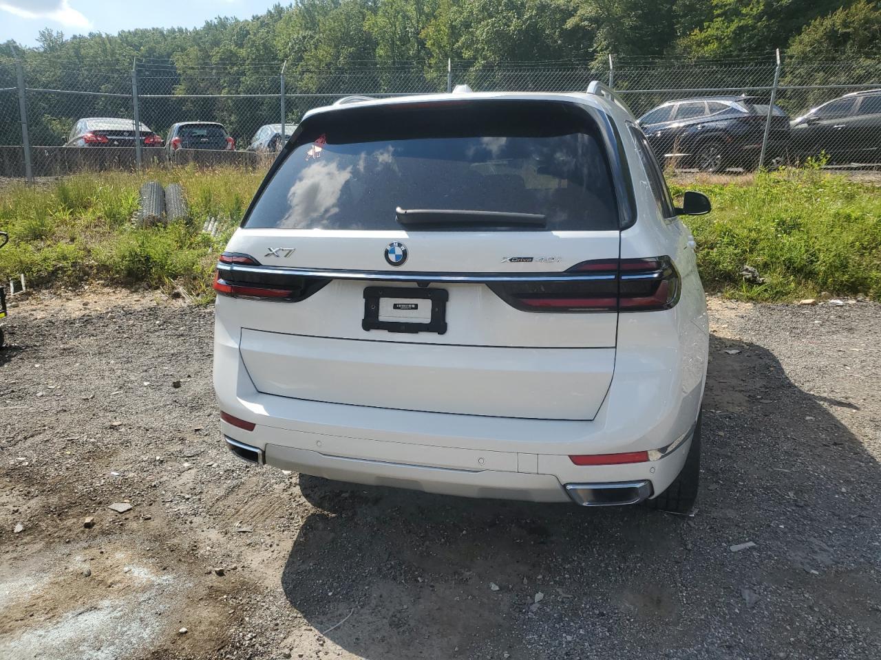 2023 BMW X7 xDrive40I - zdjęcie 6