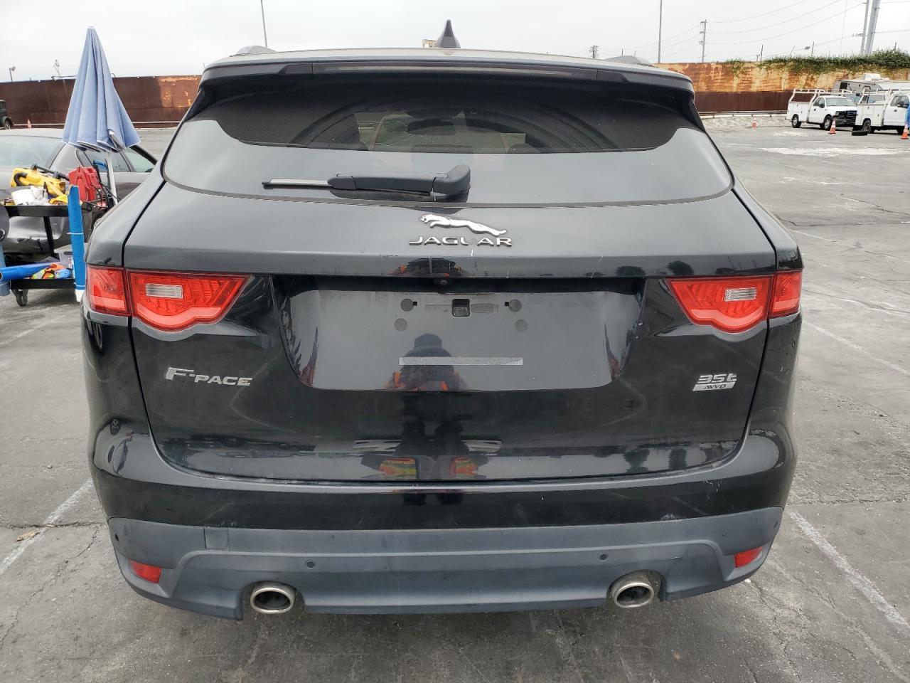 2017 Jaguar F-Pace R - Sport - zdjęcie 6