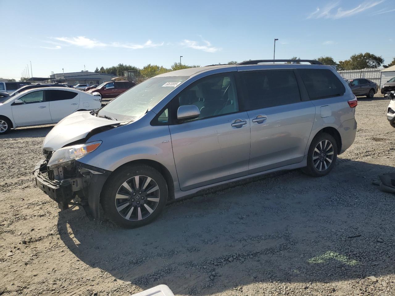 2018 Toyota Sienna - zdjęcie główne