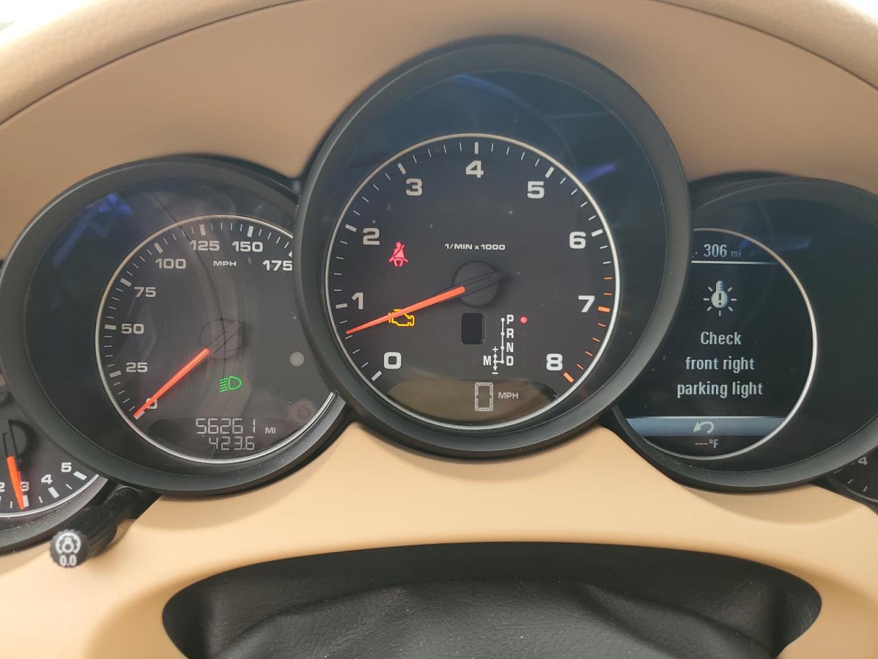 2016 Porsche Cayenne - zdjęcie 9