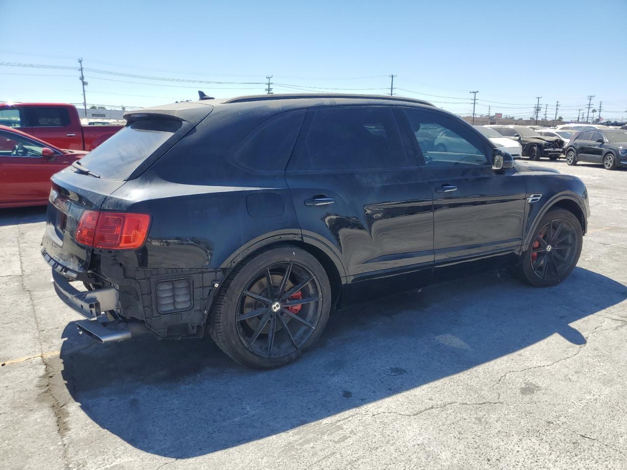 2017 Bentley Bentayga - zdjęcie 3
