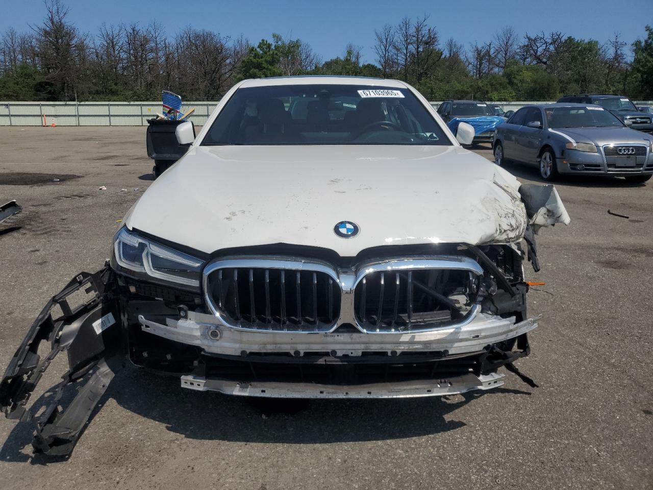 2023 BMW 530 Xi - zdjęcie 5