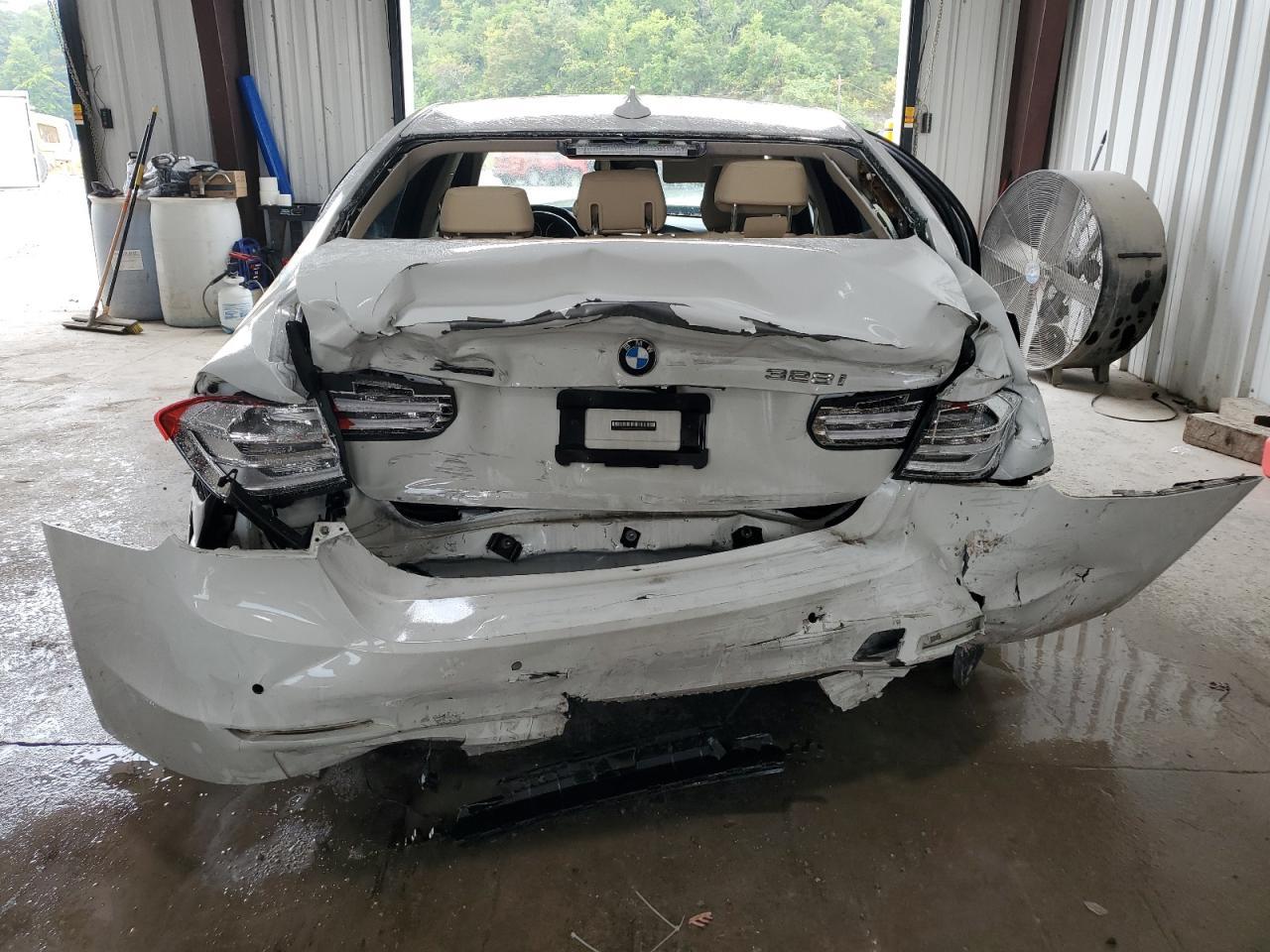 2014 BMW Seria 3 - zdjęcie 6