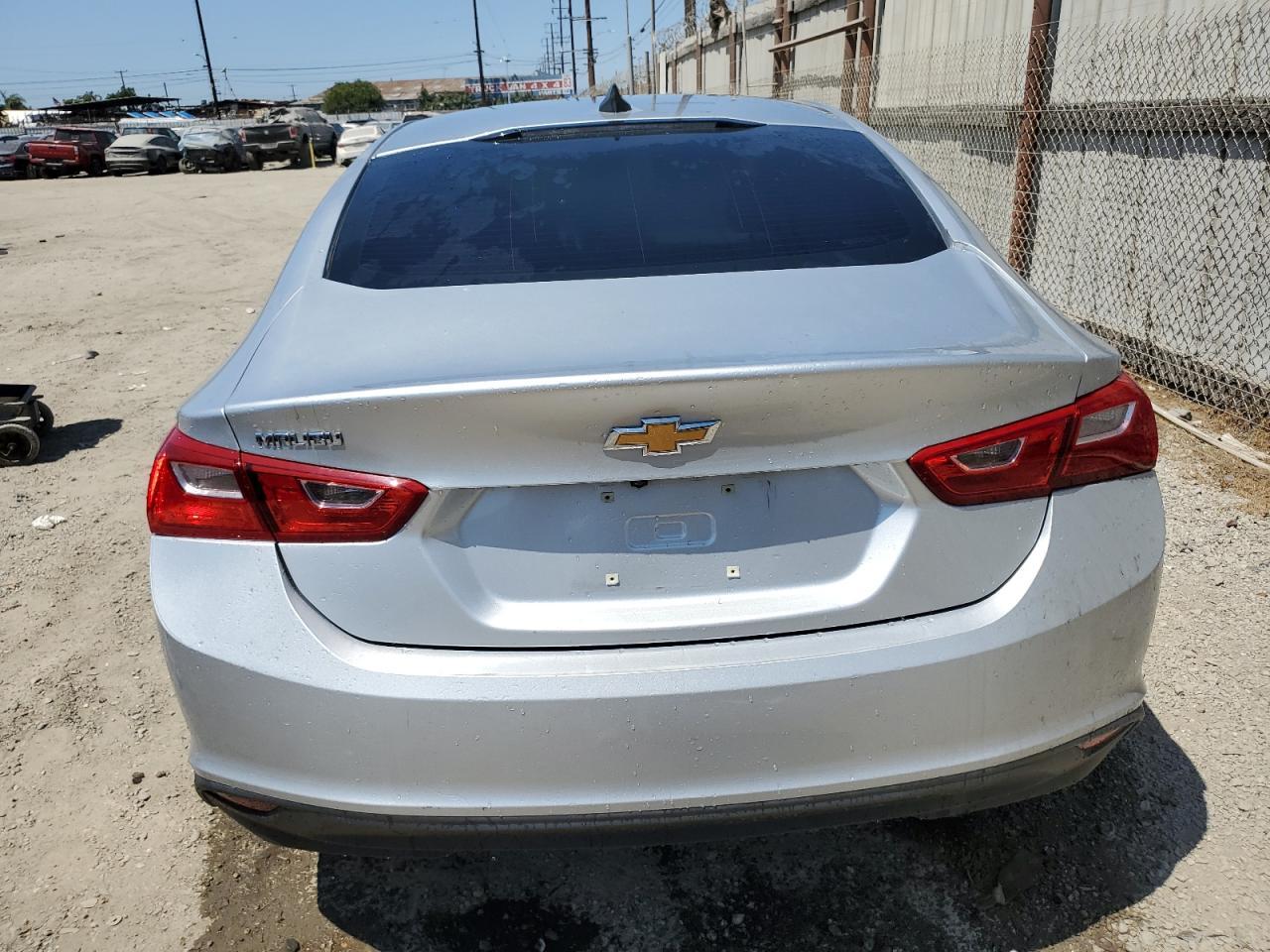 2021 Chevrolet Malibu Ls - zdjęcie 6
