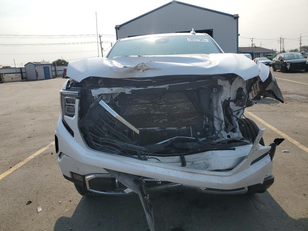 2023 GMC Sierra K1500 Denali - zdjęcie 5