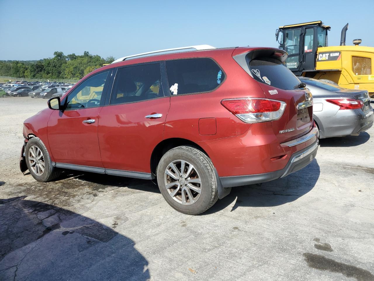 2016 Nissan Pathfinder - zdjęcie 2