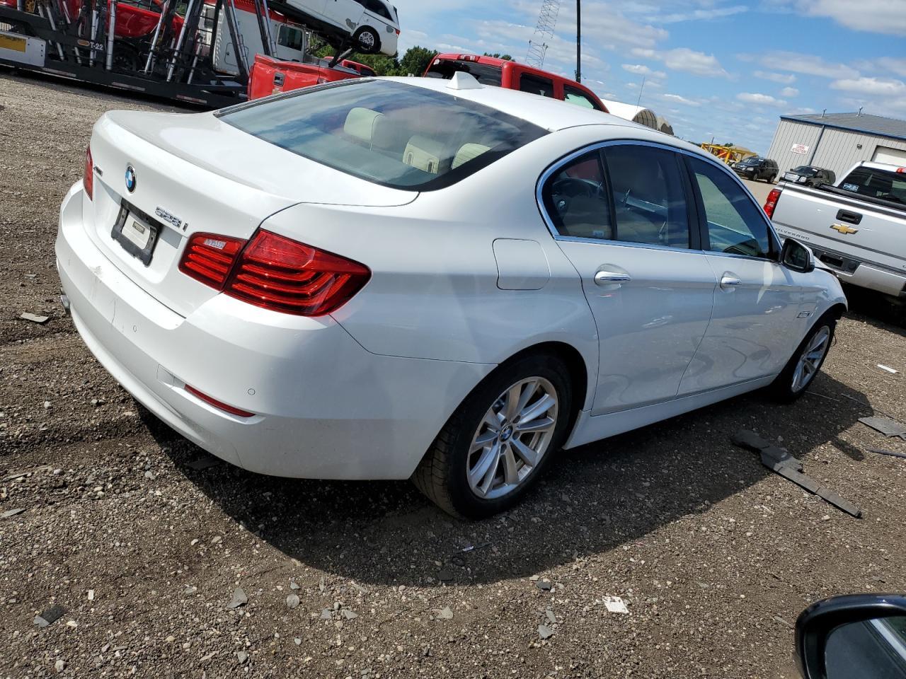 2016 BMW Seria 5 528i - zdjęcie 3