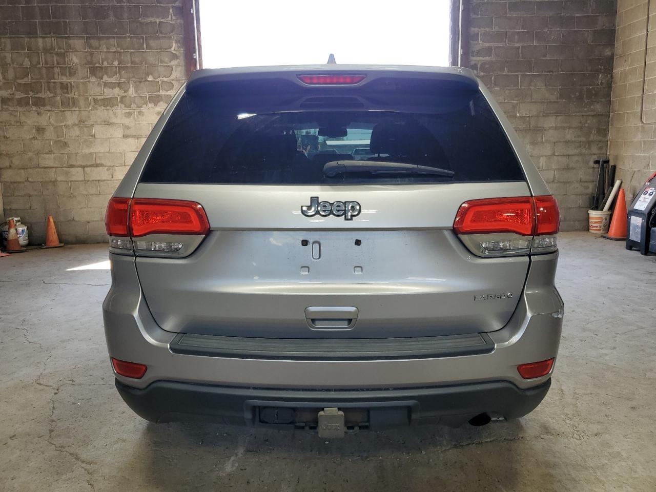 2015 Jeep Grand Cherokee Laredo - zdjęcie 6