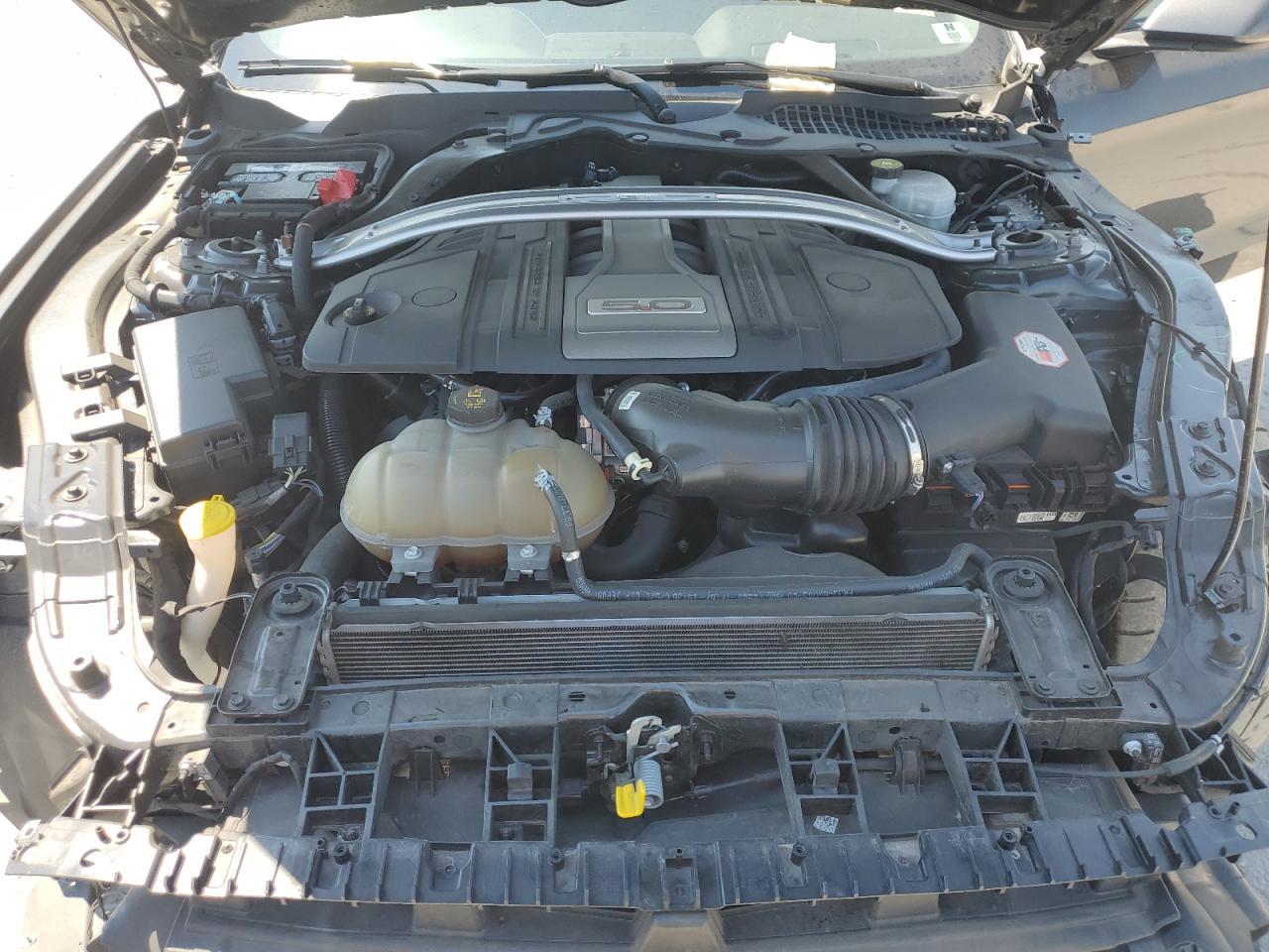 2020 Ford Mustang Gt - zdjęcie 11