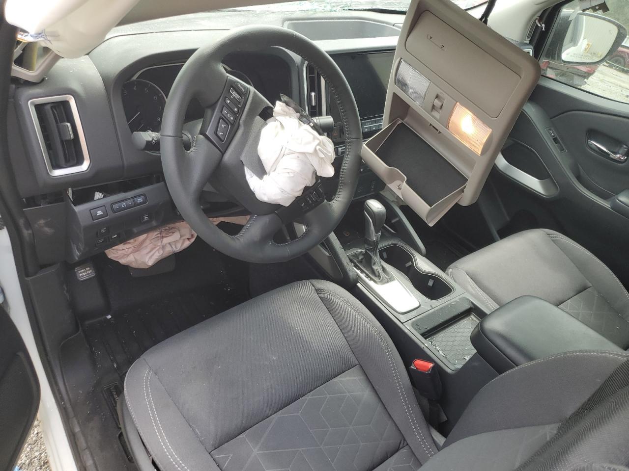 2025 Nissan Frontier S - zdjęcie 8