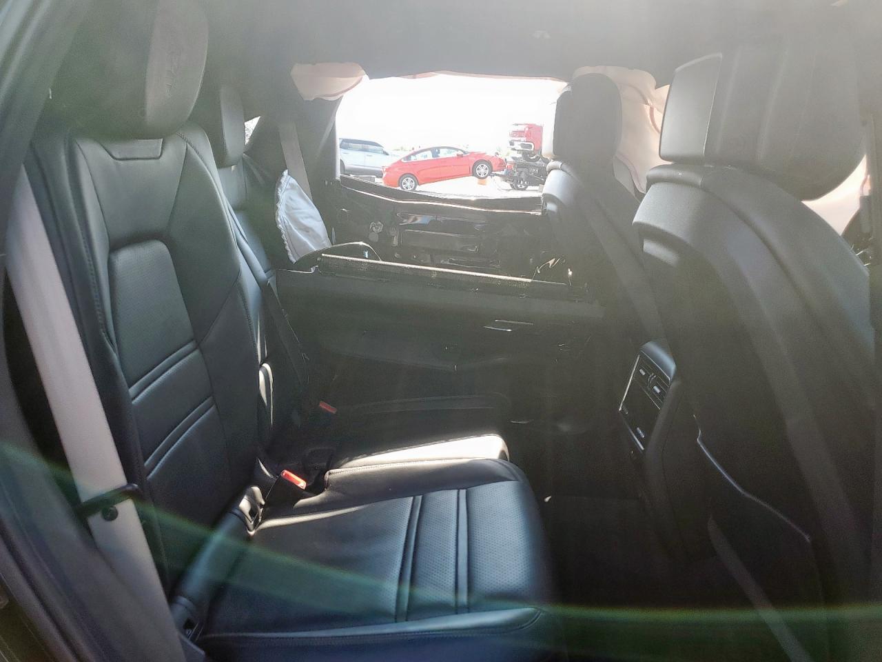 2023 Porsche Cayenne S - zdjęcie 10