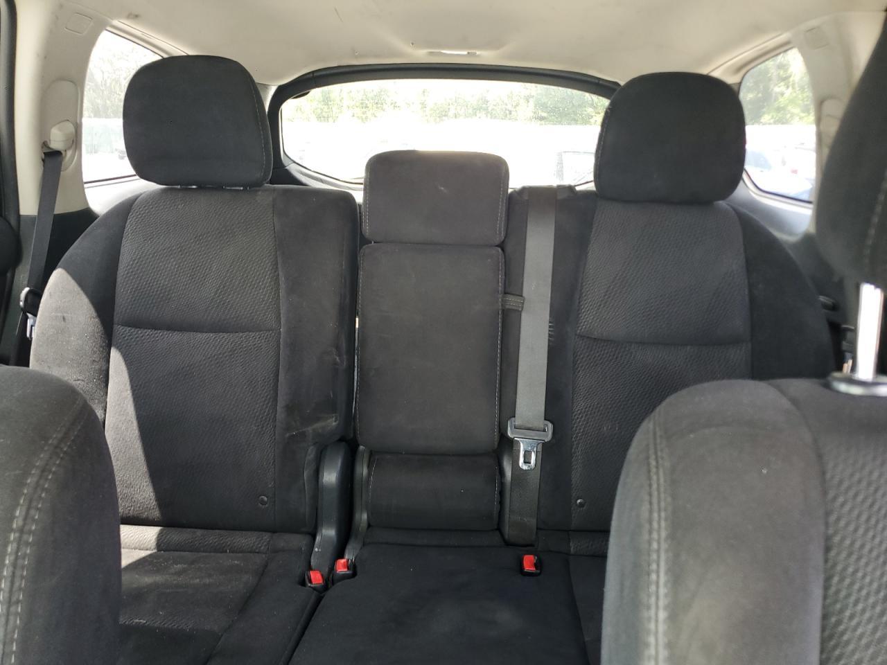 2016 Nissan Pathfinder S - zdjęcie 10